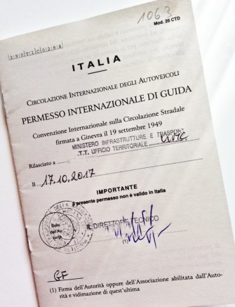 Pratiche patente internazionale - Autoscuola Castiglione